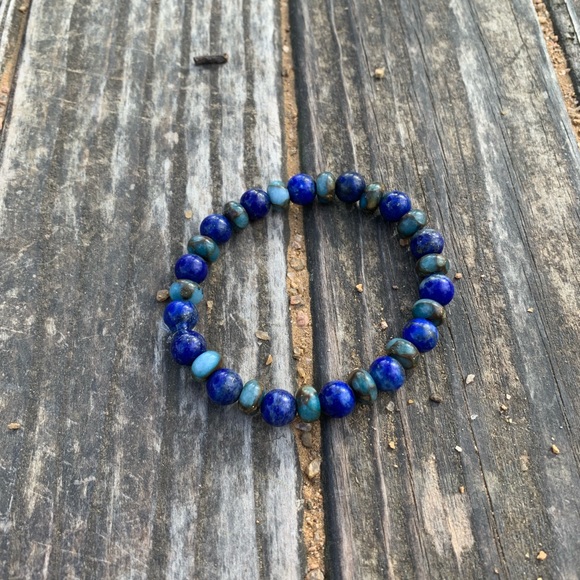 Lapis lazuli and blue jasper bracelet - Picture 1 of 2